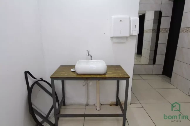 Imagem Ponto comercial para aluguel, para resturante, Centro Histórico, Porto Alegre/RS. - LO2474-CII