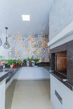 Imagem Casa Sobrado, 4 Dormitórios (2 suítes), Urbanova, Sjc.