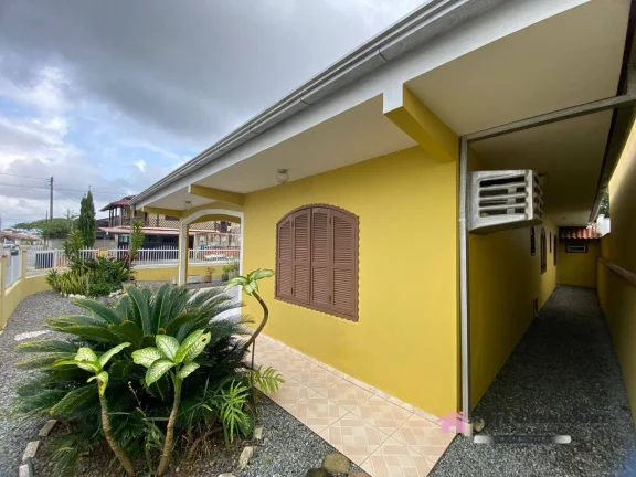 Imagem  Excelente Casa Em Alvenaria - Centro- Balneário Barra do Sul/SC