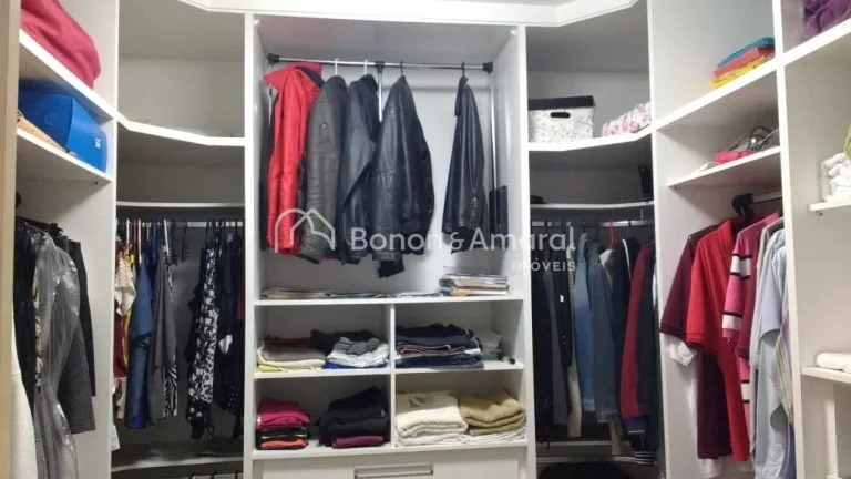 Imagem Casa à venda no Swiss Park, 3 quartos e 3 suítes, 350m²

Sobrado excelente, projeto diferenciado,...