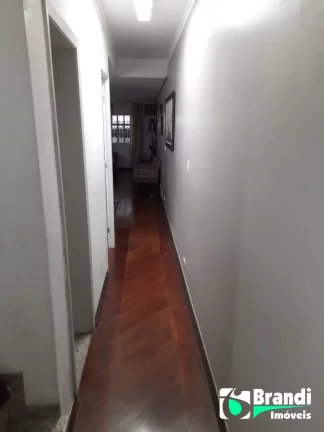 Imagem Ótimo sobrado e localização!3 dormitórios com suíte e closet.