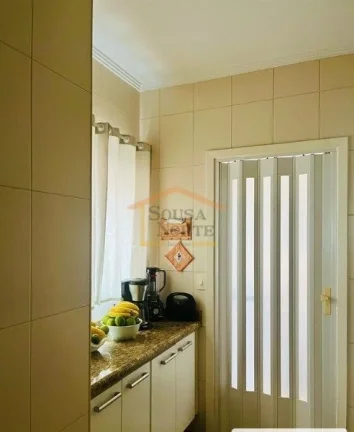 Imagem Casa em Condomínio Fechado, local alto, vista privilegiada para a Serra da Cantareira.
São 3 dormi...