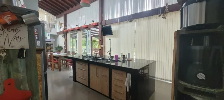 Imagem Casa com 3 dormitórios Condomínio Fechado no bairro Ratones