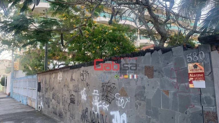 Imagem Terreno à venda, 1080 m² por R$ 3.150.000,00 - Braga - Cabo Frio/RJ