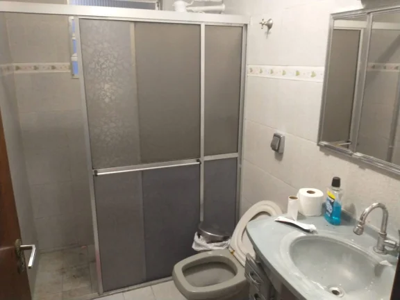 Imagem Sobrado Jardim Santa Edwiges - 140M², 5 Dorms, 1 Suíte, 4 Vagas, Varanda.