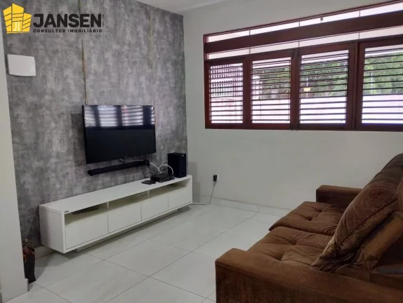 Imagem VENDO CASA COM DOIS PAVIMENTOS NA MELHOR ÁREA DO BAIRRO EXPEDICIONÁRIO
