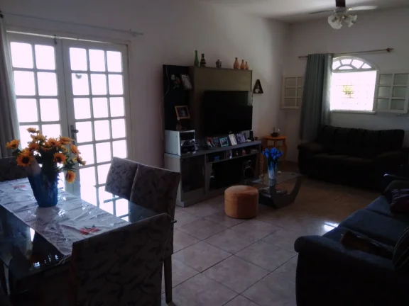 Imagem Casa para Venda em Itaboraí, Gebara (Itambi), 2 dormitórios, 1 suíte, 3 banheiros, 4 vagas