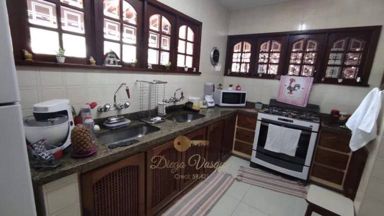 Imagem Casa para Venda em Teresópolis / RJ no bairro Tijuca