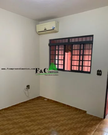 Imagem Casa para Locação em Limeira, Jardim dos Jequitibás, 4 dormitórios, 2 banheiros, 4 vagas