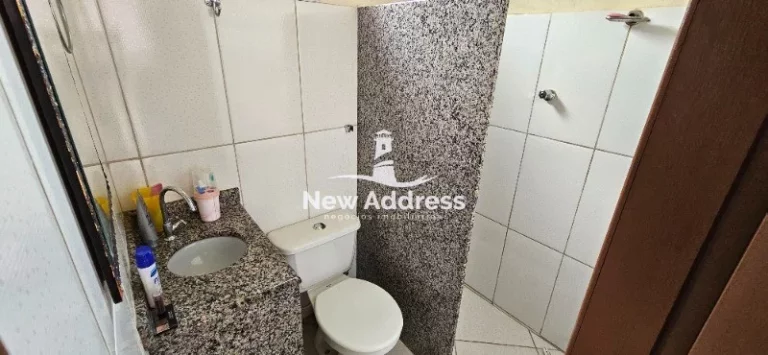 Imagem Viva em uma chácara a apenas 5 minutos do centro de Cariacica! Esta propriedade oferece uma casa espaçosa de 180 m² com terraço.