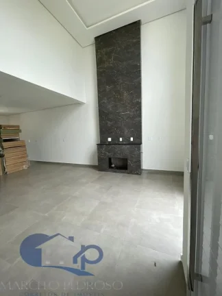 Imagem Casa á venda com 3 dormitórios na praia Bela Torres em Passo de Torres/SC