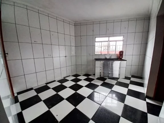 Casa Sobreposta Alta com 4 dormitórios à venda, 130 m² por R$ 250.000 - Vila Costa Muniz - Cubatão/SP