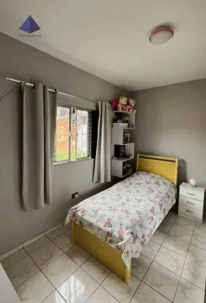 Imagem Casa com 3 dormitórios à venda, 160 m² por R$ 430.000,00 - Jardim Nova Cidade - Guarulhos/SP