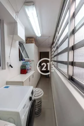 Imagem Apartamento totalmente reformado no Itaim Bibi – 107 m²