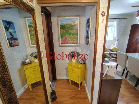 Imagem APARTAMENTO 02 DORMITÓRIOS, R$500.000,00, 74m², FICA À 1 QUADRA DA PRAIA, TOTALMENTE REFORMADO E ILUMINADO, LOCALIZAÇÃO PRIVILEGIADA