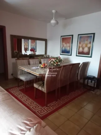 Imagem Apartamento à venda no Guarujá na Praia das Pitangueiras.