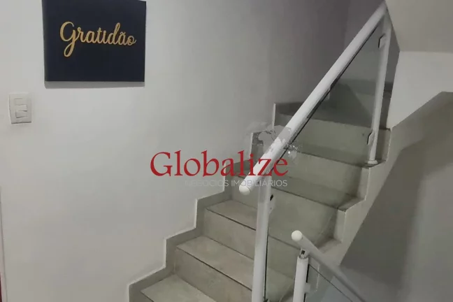 Imagem Casa Triplex com 150m² à venda na Vila Progresso por R$422.000,00