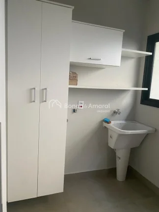 Imagem Casa térrea moderna, com 182m² de área útil em um terreno de 300m². 

Sala 2 ambientes com pé ...