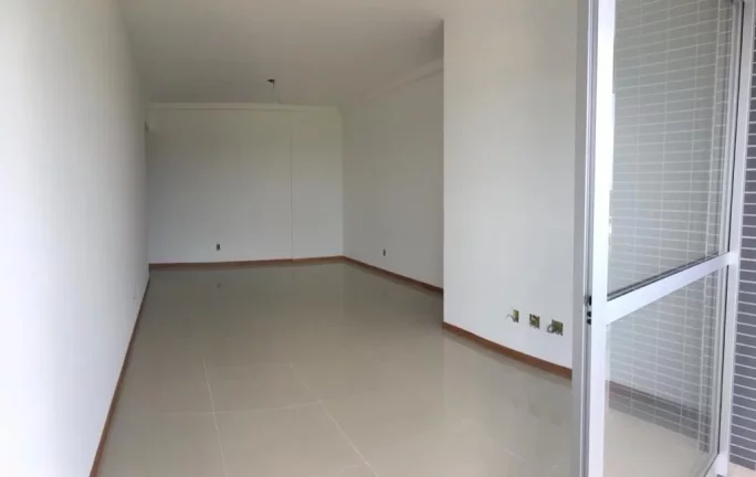 Imagem Apartamento de 2 e 3/4 suíte e varanda piso em porcelanato com Shopping Bosque Grão Pará Colégio Equipe no Cidade Cristal Bairro Planejado de Belém