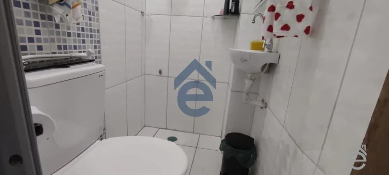 Imagem Casa com ponto comercial à venda, Santos Dumont, em ótima localização