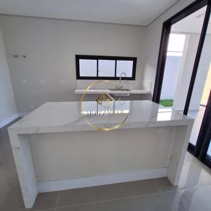 Imagem Casa Térrea 3 dormitórios ( 3 suítes), 3 vagas, Condomínio Mônoca Urbanova.