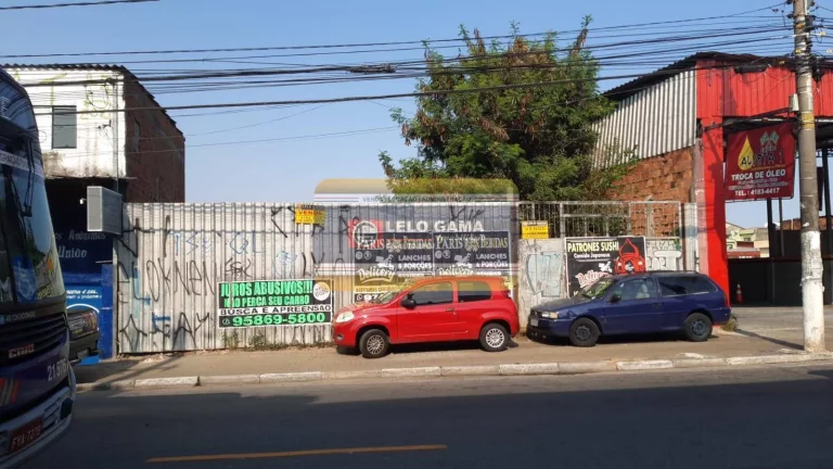 Terreno à Venda, 600 m² em Centro - Carapicuíba