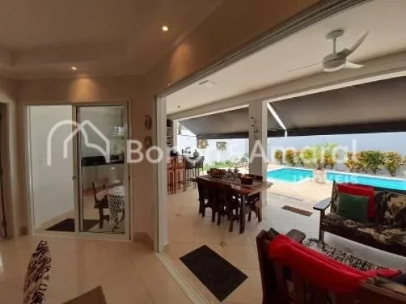 Imagem Belíssima Casa de Condomínio à Venda no Fazenda Santa Cândida em Campinas. Com 3 Quartos, 3 suí...