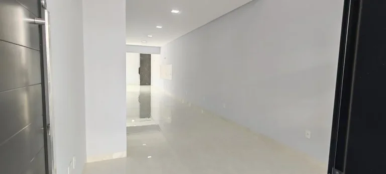 Imagem Casa à venda em Cascavel, Parque Verde - 112m² - Churrasqueira, Suíte, Portão Eletrônico