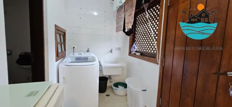 Imagem Casas a Venda em Juquehy - Canto direito, 50 metros da praia, com 4 dorm. sendo 2 suítes, piscina privativa, churra, 136M2 | Juquehy Imobiliária