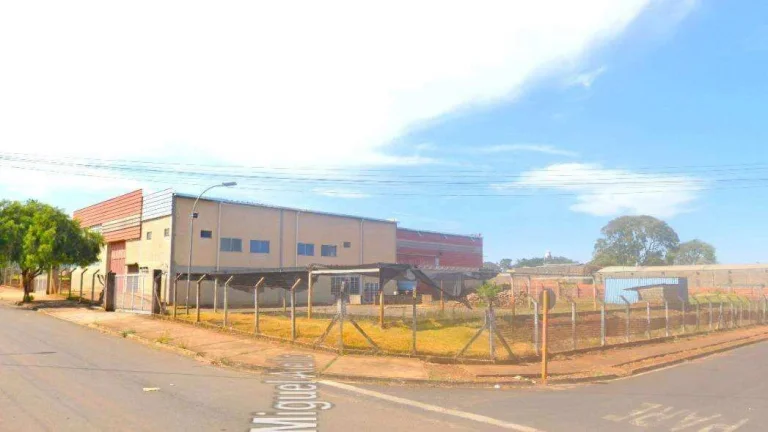 Imagem Galpão à venda em Araraquara, Jardim Regina, 1.342,64m2