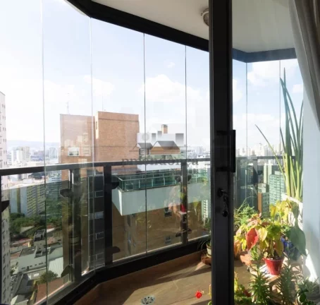 Imagem Excelente cobertura duplex, com área de lazer privativa e 03 vagas de garagem.