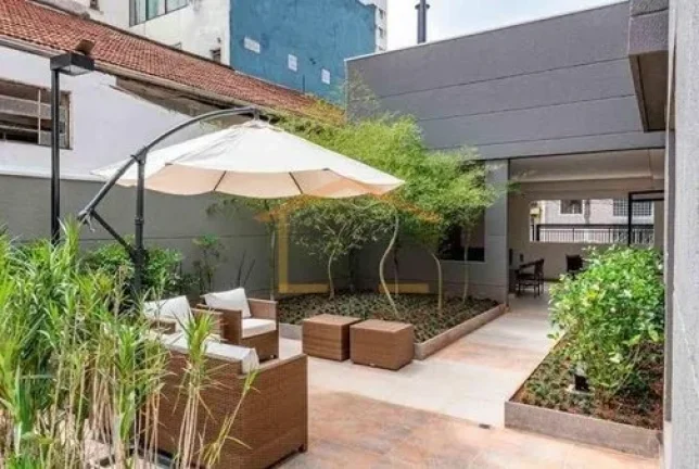 Imagem Apartamento com 41m², dispõe de 1 dormitório, 1 banheiro, sala, cozinha, armários na cozinha e d...