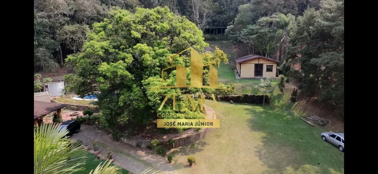 Imagem Sítio com 42000 m2, 06 suites, Piscina, Lago, Adega, Báia, Casa caseiro