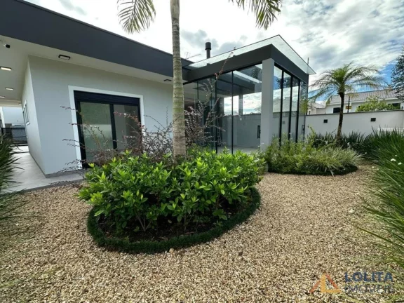 Imagem Casa à venda em São Jos?(C)/SC. 3 quartos e 2 vagas de garagem