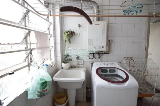 Imagem Apartamento amplo com 150m2 de área privativa, 3 dormitórios ( 1 suíte ) e 2 vagas na garagem. Ex...