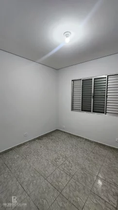 Imagem "Oportunidade Única! Propriedade na Vila Guarani - Zona Sul com 3 Casas Independentes e Terreno Amplo de 240m²"