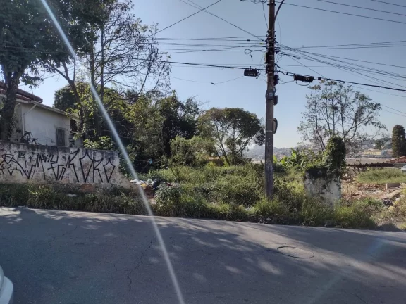 Imagem Terreno para alugar, 900 m² por R$ 4.070,00/mês - Vila Andeyara - Ferraz de Vasconcelos/SP