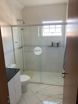 Imagem Casa à venda no São Lourenço em Curitiba