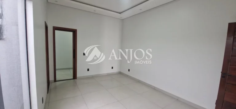 Imagem CASA À VENDA DE ALTO PADRÃO, CONFORTO E LAZER COMPLETO, EM SINOP - MT.