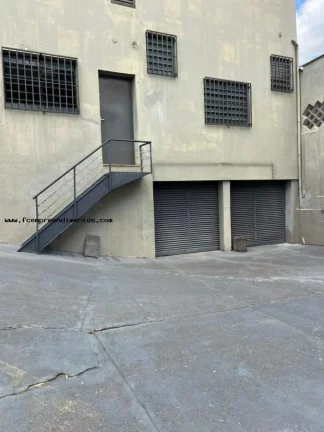Imagem Salão Comercial para Locação em Limeira, Centro, 4 banheiros, 6 vagas
