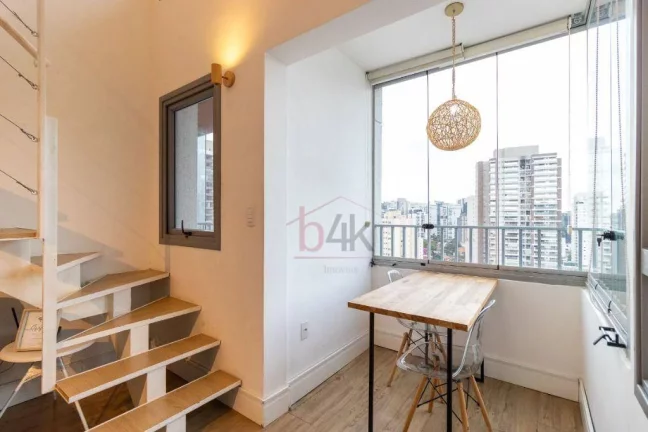 Imagem Studio Duplex 30m² no Brooklin: Rentabilidade e Estilo Plug-and-Play a 400m do Metrô.