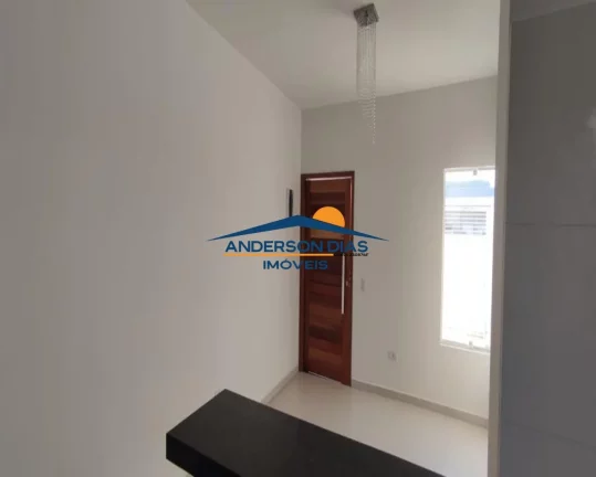Imagem Casa com 2 dormitórios à venda, 60 m² por R$ 250.000 - Golfinho - Caraguatatuba/SP
