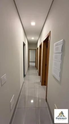 Imagem Casa Térrea no Condomínio Primor das Torres em Cuiabá