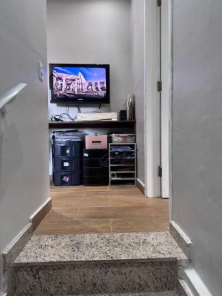 Imagem Apartamento Duplex com 2 dormitórios à venda, 105 m² por R$ 700.000 - Tupi - Praia Grande/SP