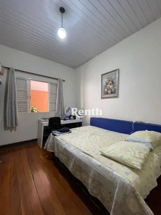 Imagem Casa com 3 dormitórios à venda, R$ 550.000 - Centro - Rio Claro/SP
