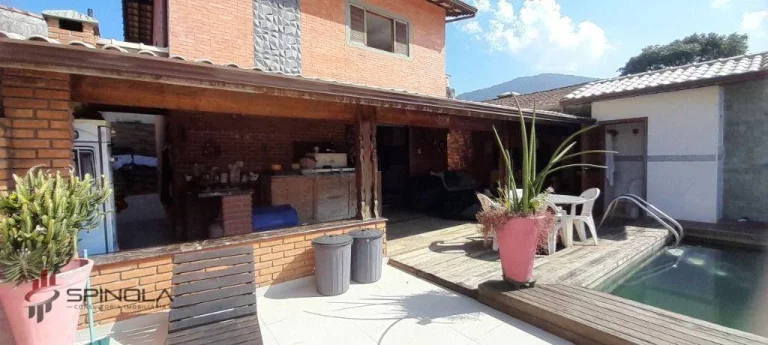 Imagem Sobrado com 3 dormitórios à venda, 180 m² por R$ 1.100.000,00 - Solemar - Praia Grande/SP