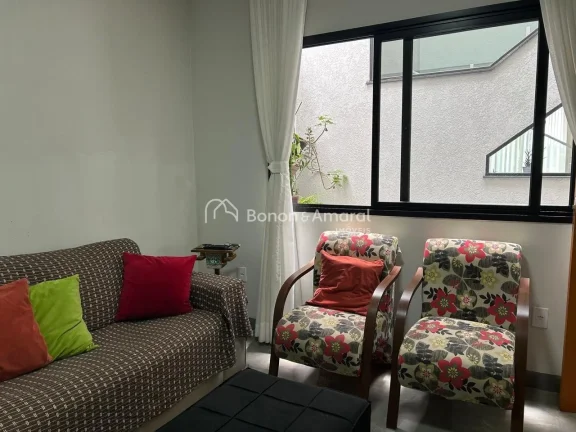 Imagem Sobrado à venda no Residencial Villa do Sol :
 Com 287 m² de área construída - 4 dormitórios e ...