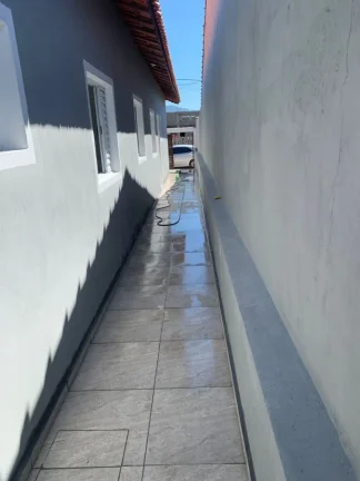 Imagem Casa para Venda em Mongaguá, Itapoan, 2 dormitórios, 2 banheiros, 2 vagas