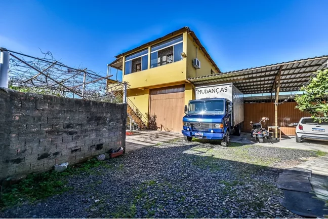 Imagem Casa à venda em Porto Alegre, Agronomia, com 2 quartos, 220m²