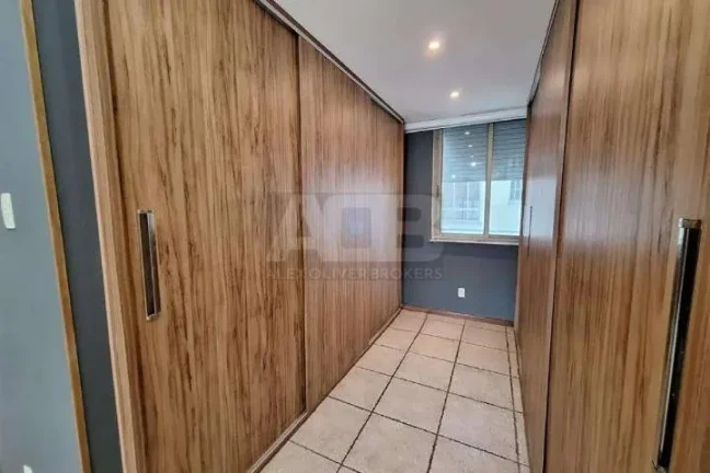 Imagem Apartamento à venda em Copacabana, 280m2, 3Quartos, 1vg, Domingos Ferreira